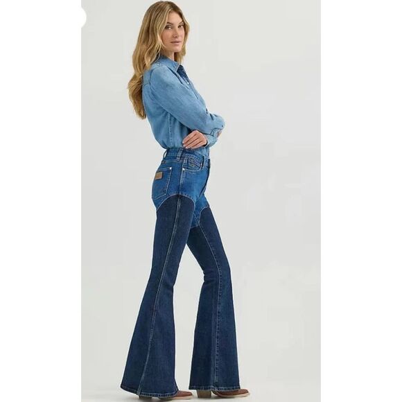 Wrangler X Lainey Wilson Chaps Bell Bottom Jeans Size 24x32 - Picture 2 of 10